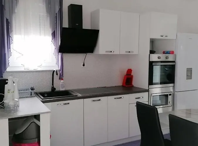 Slavica Apartament *