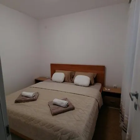 Apartment Slavica Vir